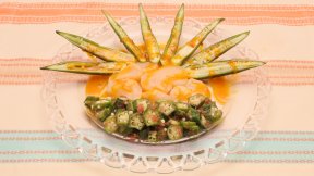 ホタテのカルパッチョおくら入り