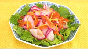 能登のサラダで酢