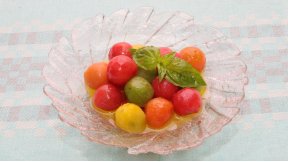 冷え冷え脱皮トマト