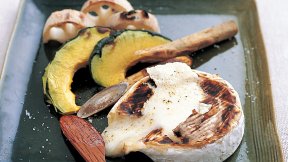 チーズと根菜の焼き物