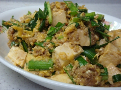 ひき肉と豆腐のにら炒め