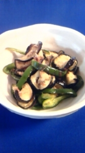 焼きなすと焼きピーマンのおかかあえ