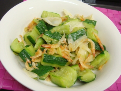 きゅうりと桜えびの塩炒め