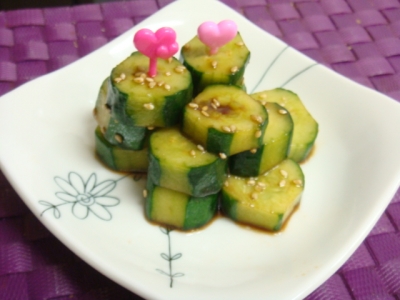 きゅうりサラダ