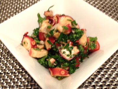 たことトマトのサラダ