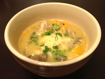 かぼちゃとチーズのみそスープ