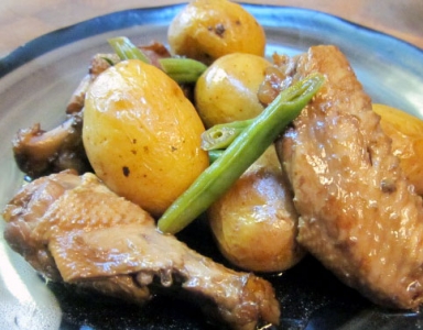 手羽先とじゃがいもの揚げ煮