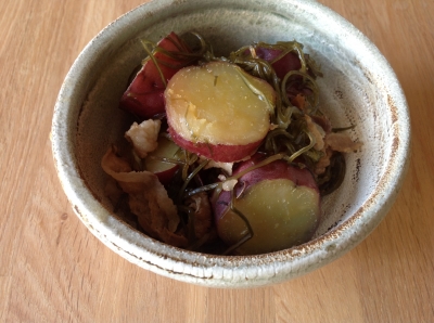 さつまいもと切り昆布の煮物