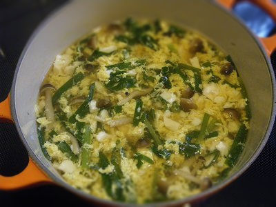 きのこ入りにらたまあんかけうどん