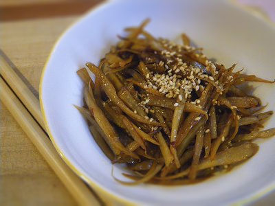 ごぼうの酢炒め