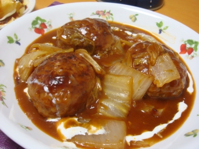白菜たっぷり煮込みハンバーグ