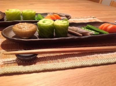 ゆで野菜のごまソースかけ