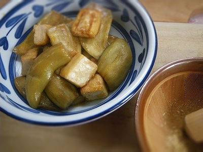 なすと厚揚げの黒酢煮