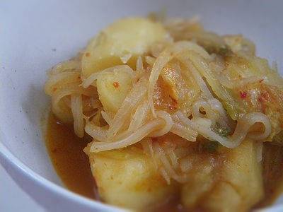 キムチ肉じゃが