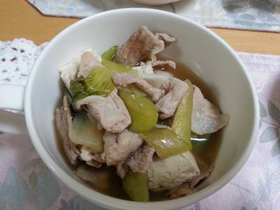 青菜たっぷり肉豆腐