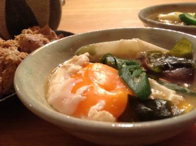 サッと煮の卵落とし