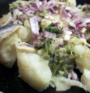 新じゃがとオイルサーディンのサラダ