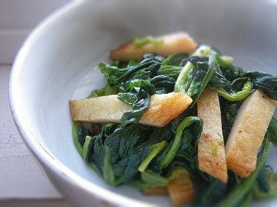 たっぷりほうれんそうと豚肉のピリ辛蒸し