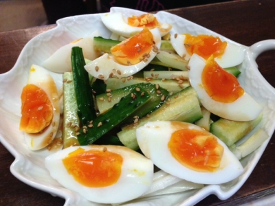 半熟卵×ごま油のシャキとろサラダ