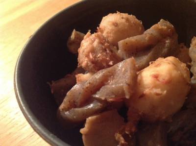 里芋とこんにゃくの土佐煮