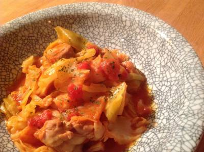 トマトとチキンの煮込み
