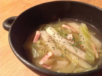 キャベツとじゃがいものスープ