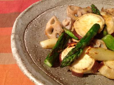 新じゃがと根菜の焼きサラダ