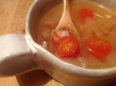 新たまねぎとベーコンのスープ