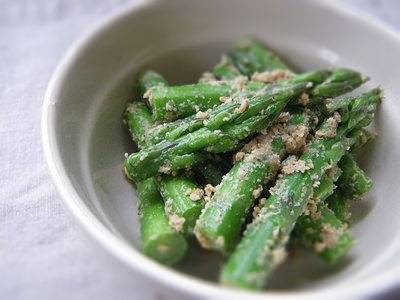 アスパラガスのごまあえ