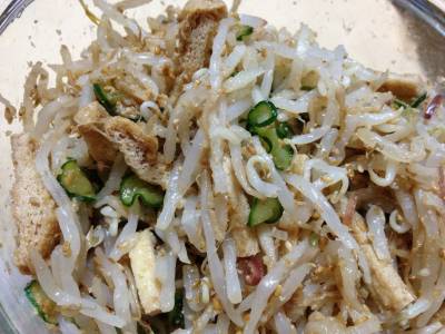 もやしと切り干し大根のごま酢あえ