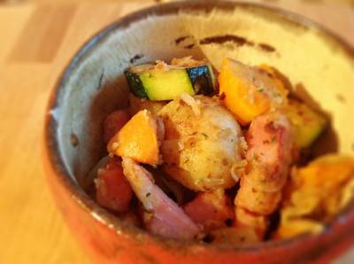 じゃがいもとにんじんのベーコン炒め