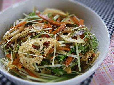 水菜ときんぴらごぼうのピリ辛サラダ