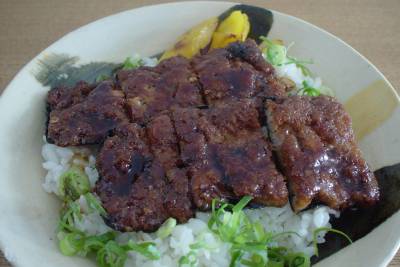 豆腐のかば焼き丼