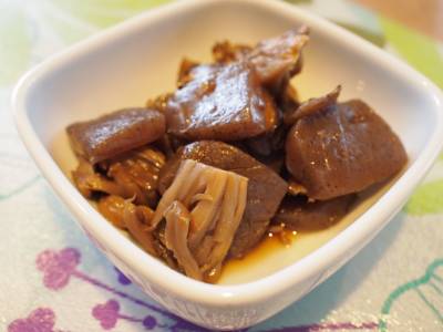 しいたけとこんにゃくのピリ辛煮