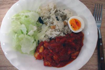 オクラと鶏のトマト煮ひよこ豆ご飯