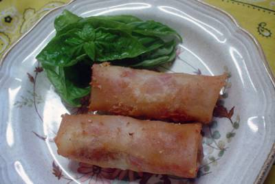 ジューシートマト春巻