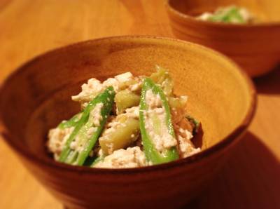 オクラと焼きなすのくずし豆腐あえ
