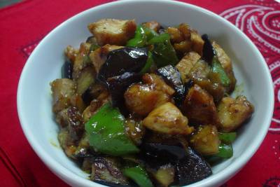 なすと鶏肉のドライカレー