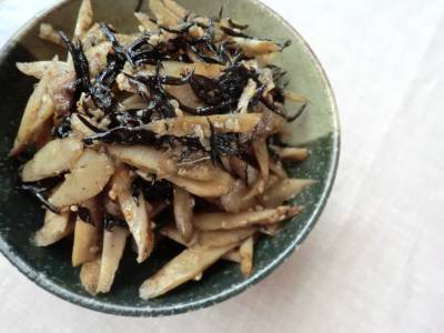 ごぼうとひじきのきんぴら