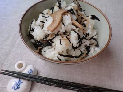 ひじきとじゃこのカルシウムたっぷり煮