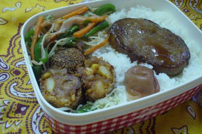 コーンコロッケ チーズとトマト風味