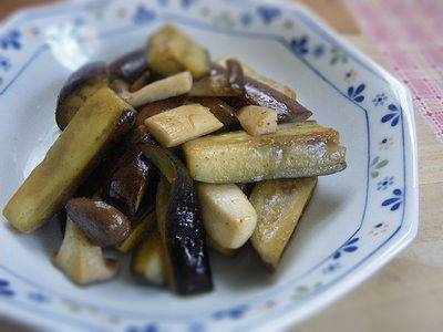 なすとエリンギの七味炒め