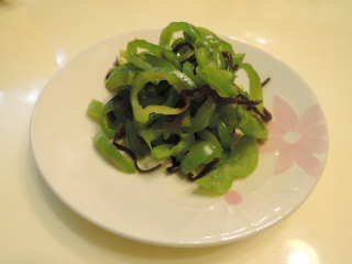 ピーマンの塩昆布漬け