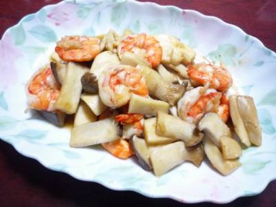 エリンギとえびのバターじょうゆ