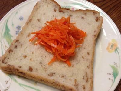 キャロットラペ+ハムトースト