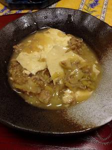 豆腐とひき肉の煮物