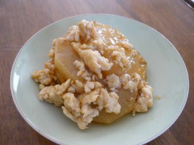 焼き大根と鶏ひき肉の炊いたん