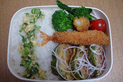 赤ピーマンの肉詰めジョン