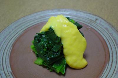 ほうれんそうの黄身ヨーグルトかけ