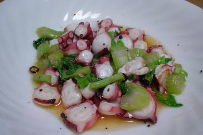 セロリとたこのピリ辛炒め